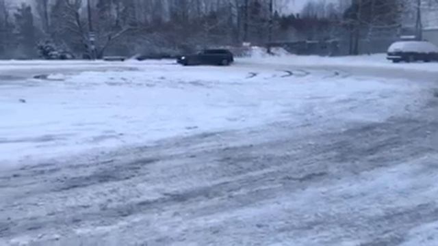 Audi A6 S6 C5 V8 snow donuts / drift exhaust смотреть онлайн
