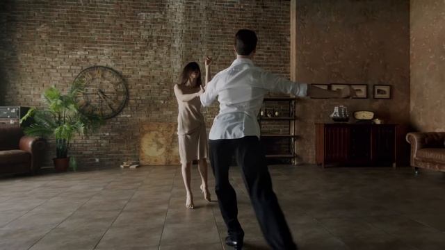 Valentin Voronov & Anna Pelypenko смотреть онлайн