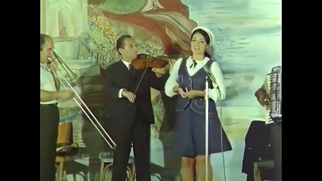 Gözlerinde Bir Mana | Dünyanın En Güzel Kadını Türkan Şoray смотреть онлайн