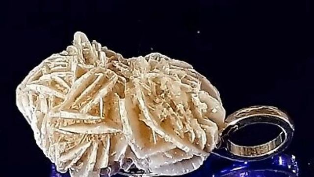 Rosa del deserto: proprietà, benefici e 3 utilizzi смотреть онлайн