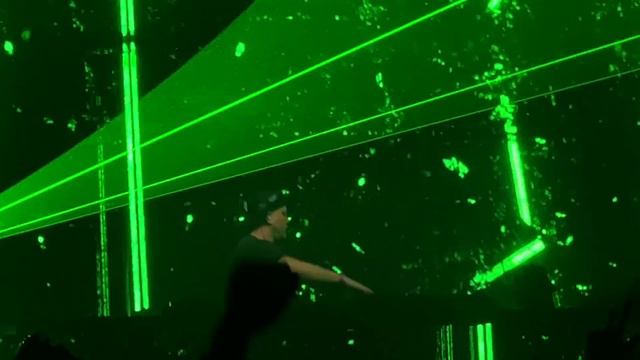 Eric Prydz - Live @ Brooklyn Navy Yard 2021 (Friday) Full Set смотреть онлайн
