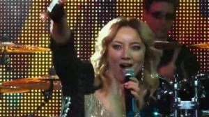 ТОЛЬКО СЕГОДНЯ от этой песни ЗАМИРАЕТ СЕРДЦЕ! Аля Чинина песня - _ЛЮБИТЬ_ ....mp4