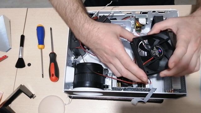 TOUYINGER Q9 РАЗБОРКА И ЧИСТКА ПРОЕКТОРА смотреть онлайн
