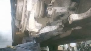 Ауди а4  замена нижних  рычагов.