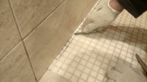 Удаление герметика силиконового с керамической плитки своими руками быстро? Смотри простой способ!