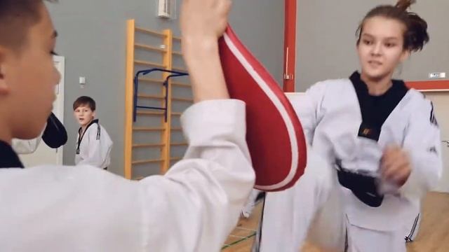 Центр физического развития «Атлет» смотреть онлайн