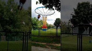 аттракцион «вихрь» , летний сад, Псков 2023