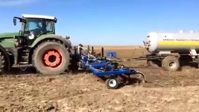 Внесение аммиака в почву. АПХ "Добронравов АГРО" смотреть онлайн