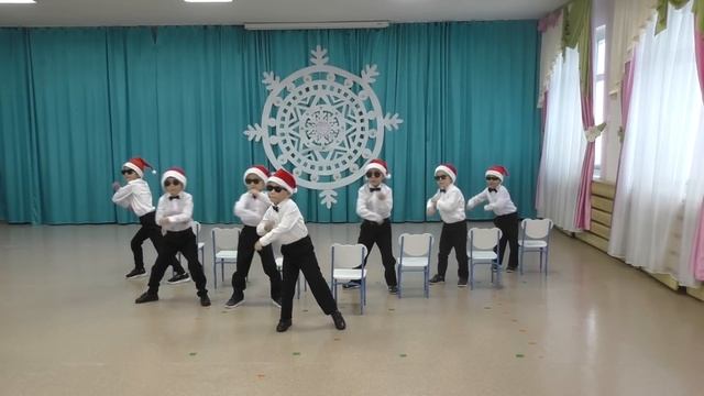 Танец мальчиков 