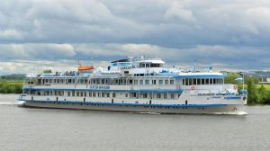 Окончание круиза на теплоходе Сергей Образцов.