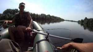 Ловля СОМА на Мелководье с Квоком.  Сом на квок.