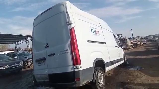 MAXUS V90 CARGO L3H3 RWR 2.0 смотреть онлайн