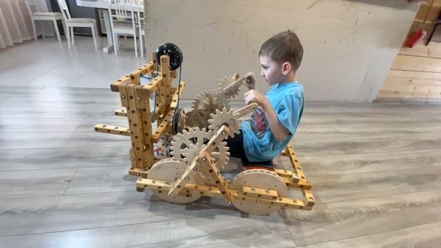 Давайте вытащим детей из гаджетов!??/ Деревянный конструктор Bigo!/СЕМЬЯ ЖУКОВЫХ