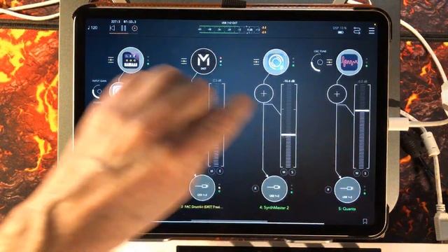 EUCLIDEAN Sequencer by 4Pockets - Tutorial & Demo for the iPad смотреть онлайн