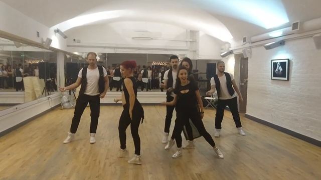 Smoothie Q - "Rhythm" salsa showcase смотреть онлайн