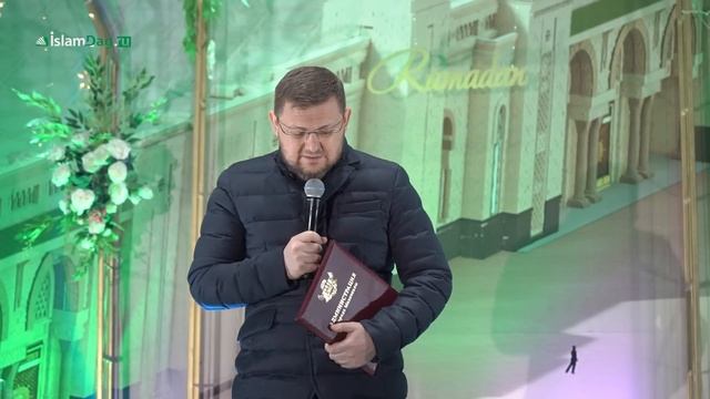 Ифтар единства г.Махачкала в Духовном центре смотреть онлайн