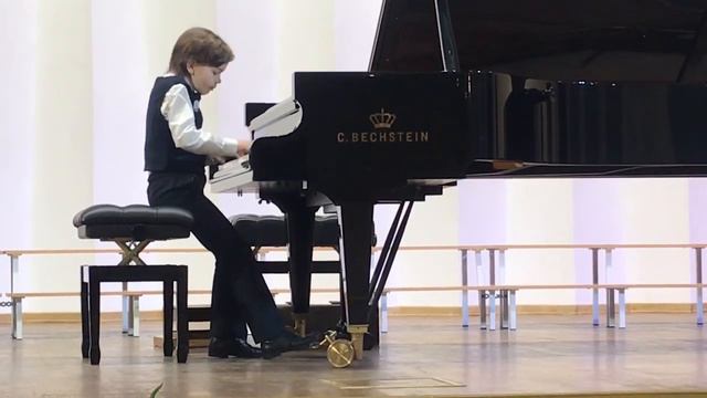 К.Черни-Г.Гермер, этюд 27, Ю.Корнаков " Танец обезьян", Гуменник Николай, 9 лет смотреть онлайн