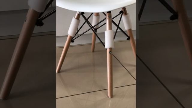 Стулья Эймс. Форт смотреть онлайн