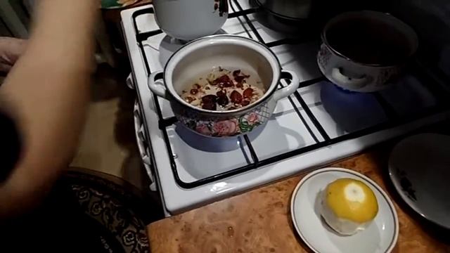 Приготовление холодных напитков Азимова В М смотреть онлайн