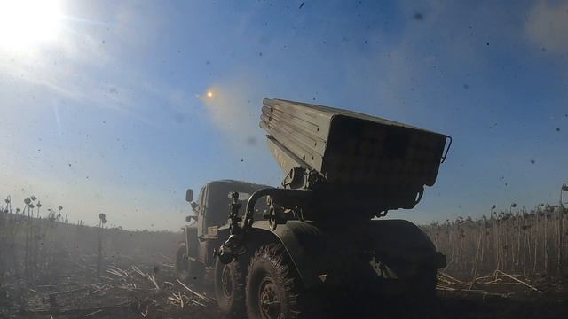 Боевая работа РСЗО Град Группы войск Запад смотреть онлайн