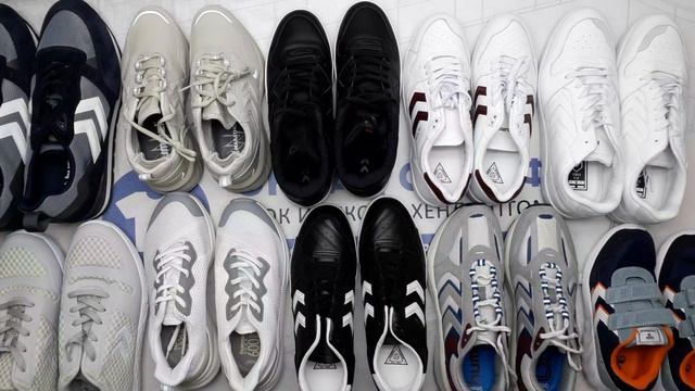 20990 Кроссовки Hummel сток Buty Hummel 16 пак 15кг. по 16.6€/шт. 20шт. смотреть онлайн