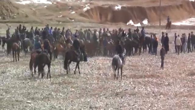 Бузкаши дехаи хурми аз номи аспи оташ 1000 сомони смотреть онлайн