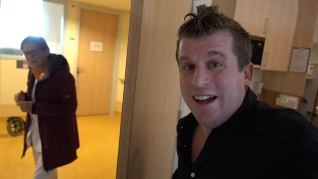 MiJN ZiEKENHUiS BEVALLiNG! ( van Luxy) | Bellinga Familie Vlog #909 смотреть онлайн