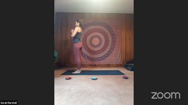 Movement Live - Yoga with Sarah смотреть онлайн