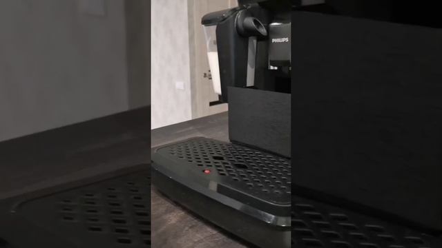 Кофемашина Philips EP2030/10 Series 2200 LatteGo смотреть онлайн