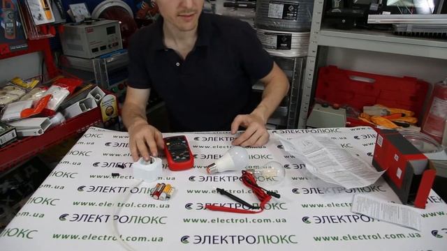 Обзор | Цифровой мультиметр UNI-T UTМ1136B (UT136B) смотреть онлайн