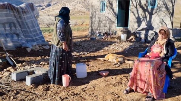 Nomadic Love: A Tale of Courage, Resilience, and Family Bonds 💖🏔️