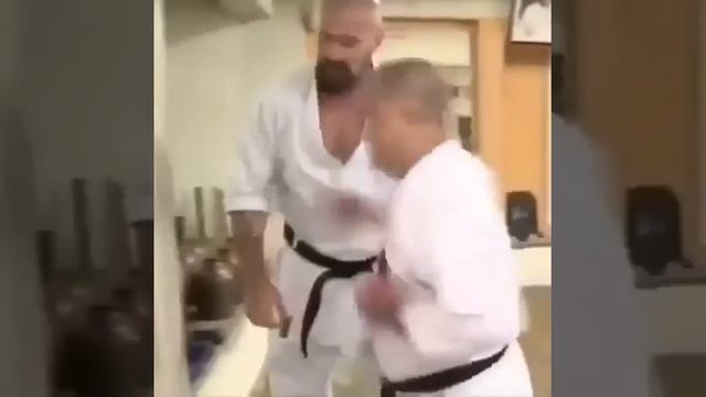 Как правильно набивать кулаки ✊? смотреть онлайн