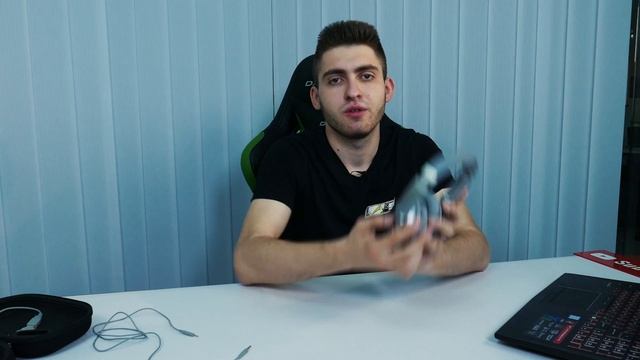 Bose QuietComfort 35 - обзор/опыт использования наушников с активным шумодавом! смотреть онлайн