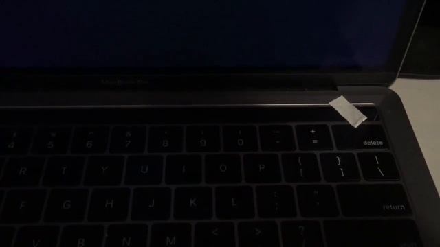Macbook Pro touch bar flicker смотреть онлайн