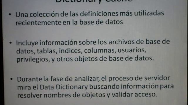 La arquitectura de base de datos Oracle смотреть онлайн