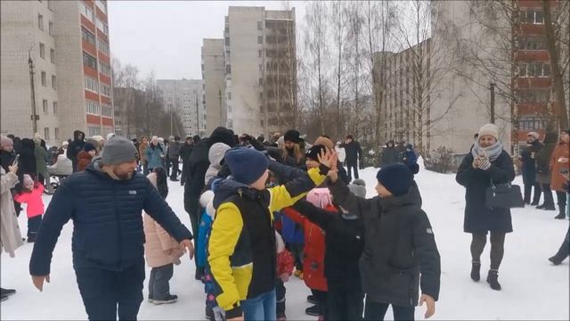 Гуляем на масленице!!! Масленица 2023, лучший двор г.Смоленска. смотреть онлайн