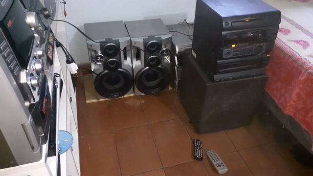 sony FH-G80 com as caixas do lg ML W2340A com grave no máximo смотреть онлайн