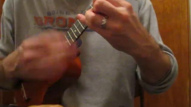 Somewhere Over the Rainbow - Israel Kamakawiwo'ole (cover) смотреть онлайн