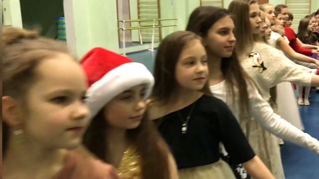 Новогоднее настроение ❄️ смотреть онлайн