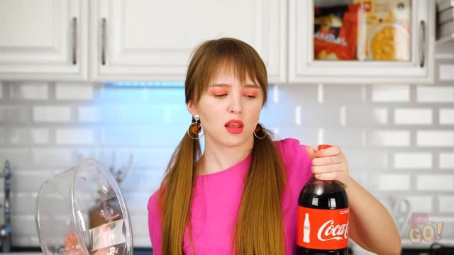 EASY HACKS WITH SIMPLE THINGS || Funny Life Hacks For Any Occasion by 123 GO! смотреть онлайн