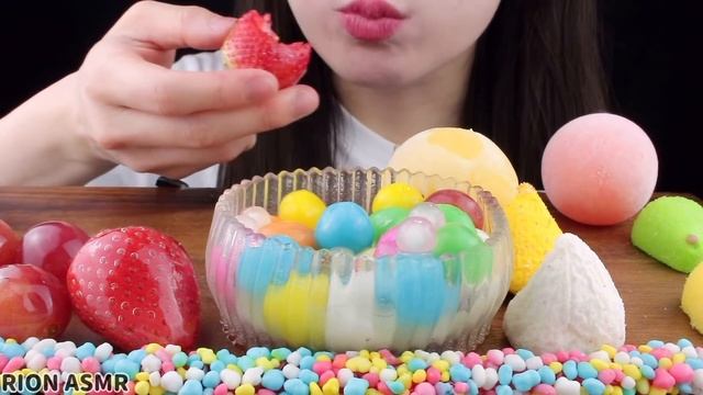 【ASMR】COLORFUL MOCHI BOWL,CANDIED GRAPE,FROZEN FRUITS JELLY MUKBANG 먹방 EATING SOUNDS NO TALKING смотреть онлайн