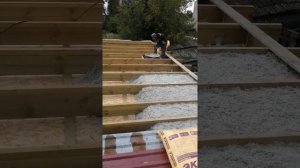 Утепление эковатой односкатной крыши гаража.