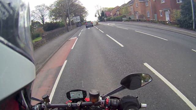 Ducati Streetfighter V2 Review & Walkaround - 2022