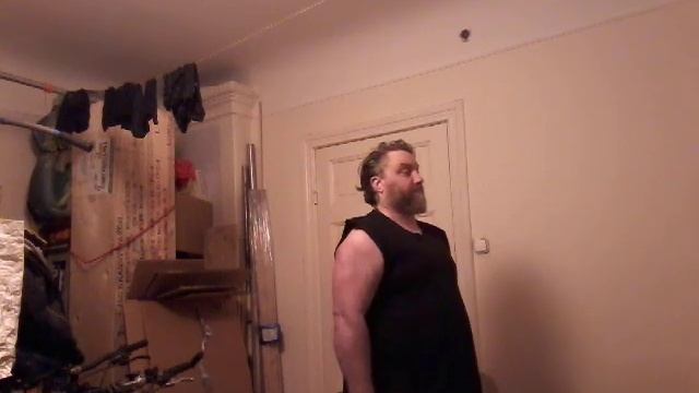 Бицепс с гантелями 46серия 8подход 2x8,5кг 40р,Biceps ar hantelēm 46sērija 8piegājiens 2x8,5kg 40r смотреть онлайн