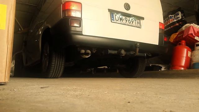VW T4 1.9 TDI AFN cold start after night смотреть онлайн