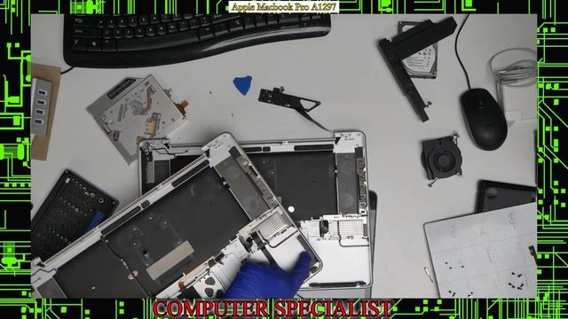 Apple Macbook Pro A1297 Palmrest Keyboard & Battery Replacement