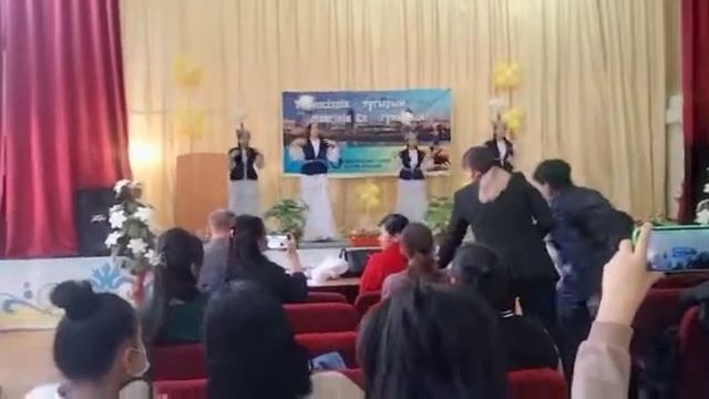 "Наурыз" казахский танец смотреть онлайн