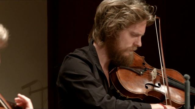 Debussy: Quartet in G major III. Andantino doucement expressif смотреть онлайн