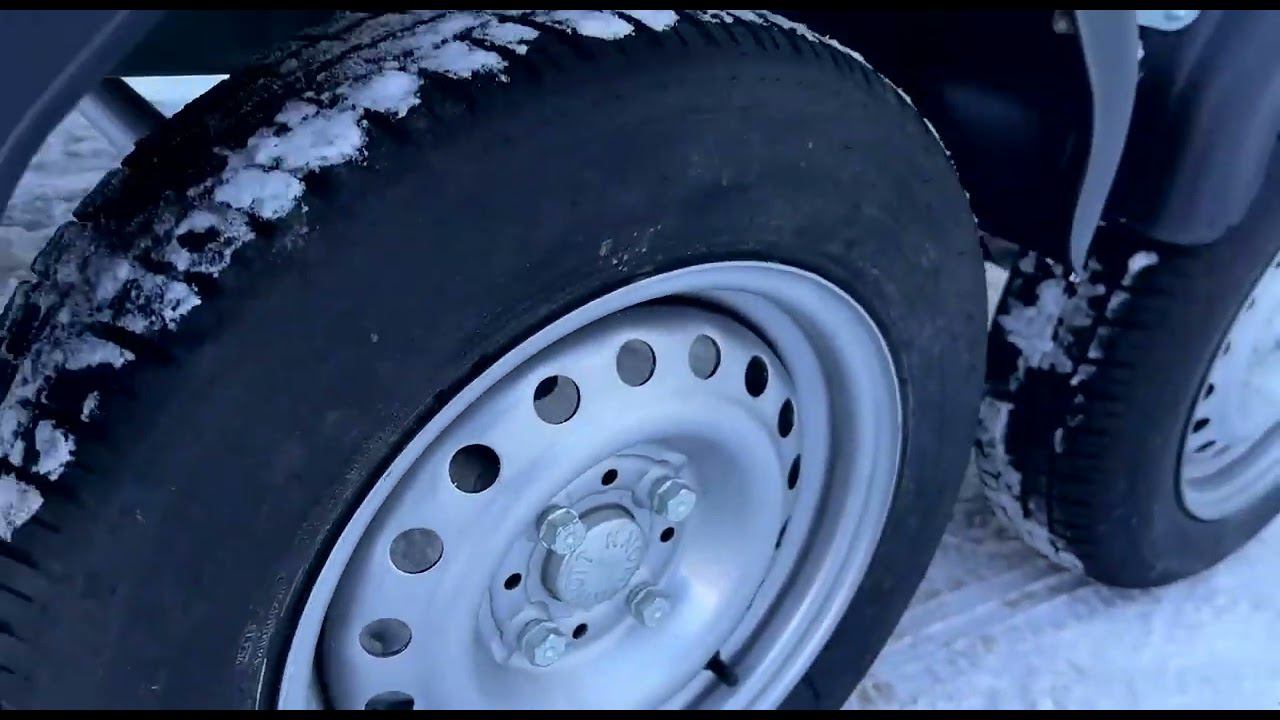 Прицеп ССТ-7132-11 — двухосный грузовой прицеп коммерческой серии с бортовой платформой. смотреть онлайн