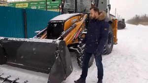 Обзор на экскаватор-погрузчик CASE 570ST от компании Техсервис с субтитрами